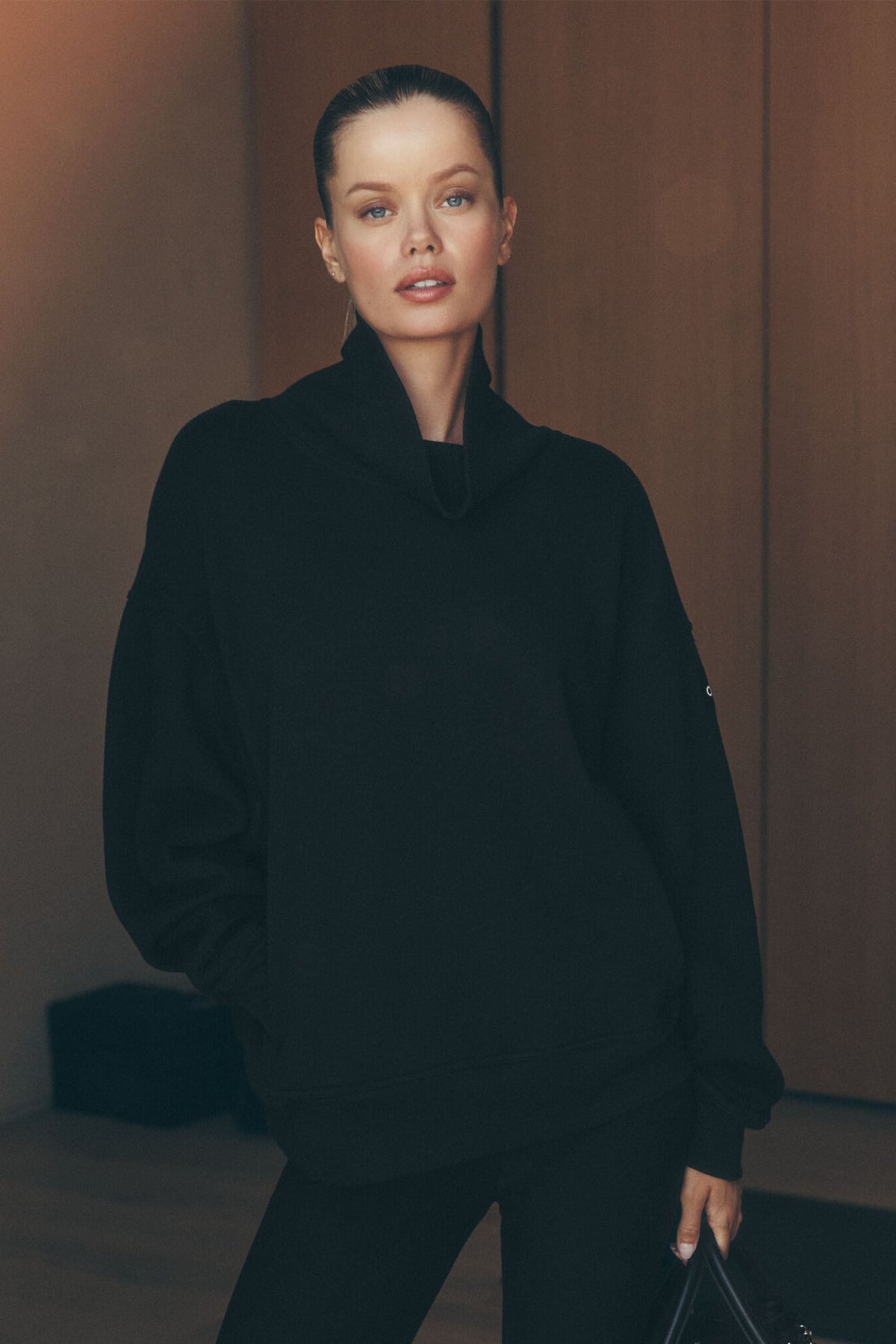 Pull col montant Hazy – Noir